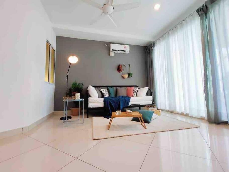 Luxury Seaview Penang Homestay @ Mansion One Gurney Pulau Pinang Джордж Таун Екстериор снимка